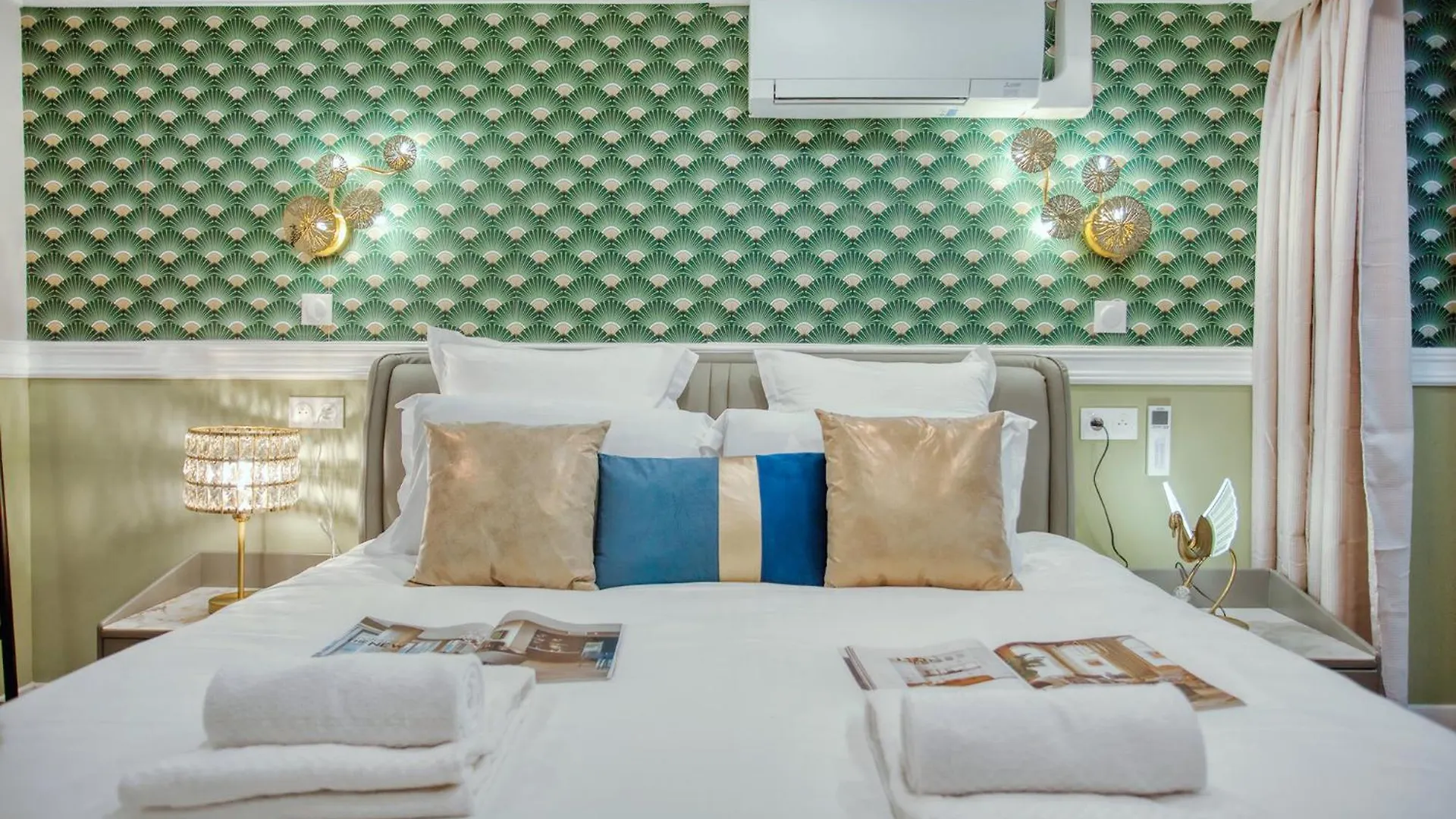 Elegant Triplex In - Ideal For 10 - Aircon