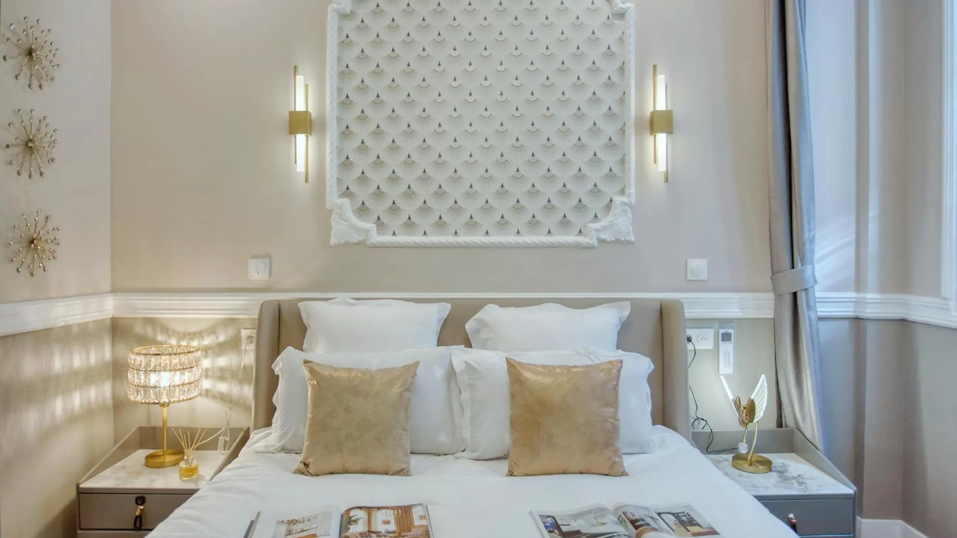 Elegant Triplex In - Ideal For 10 - Aircon Apartment *
