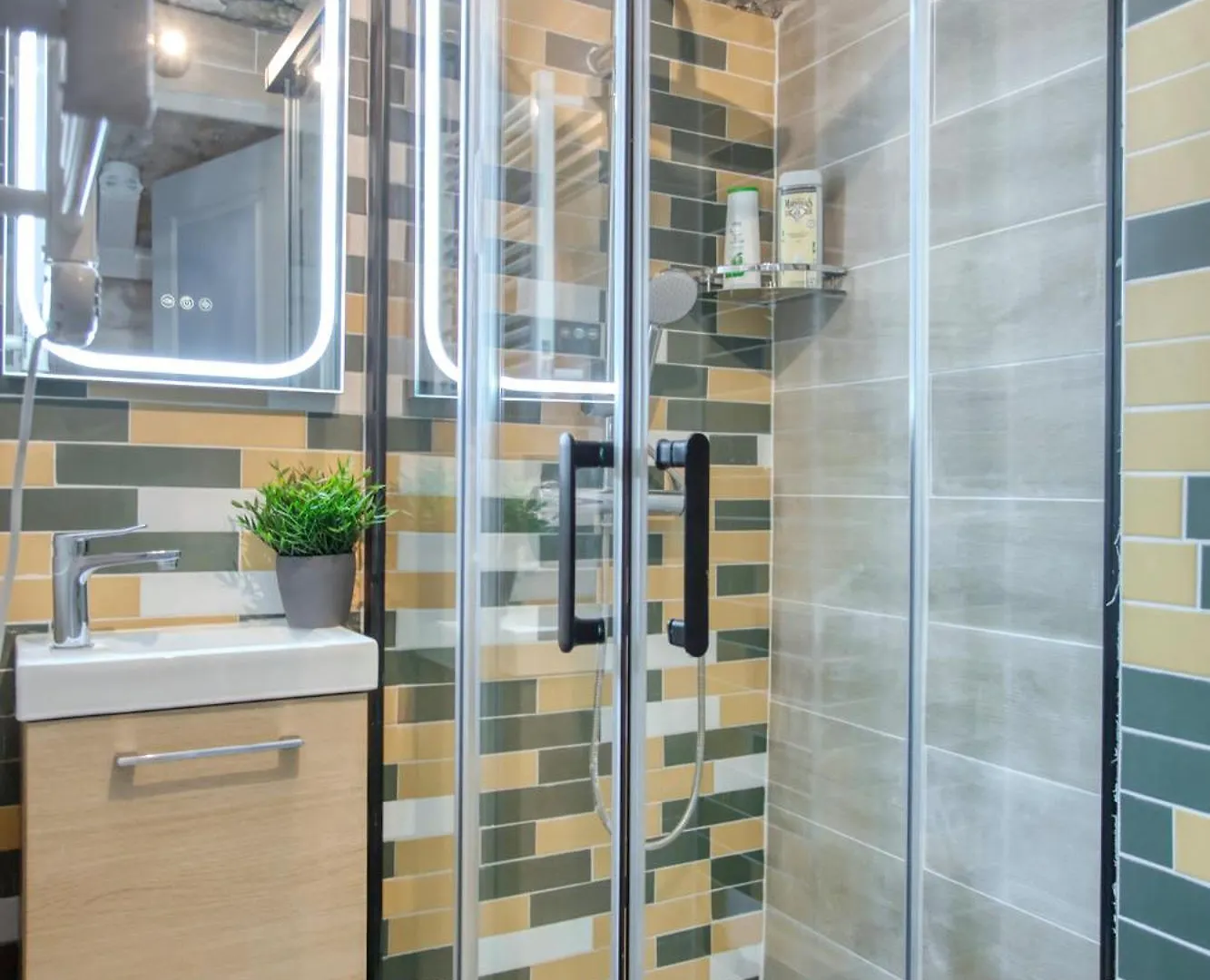 Elegant Triplex In - Ideal For 10 - Aircon Paris